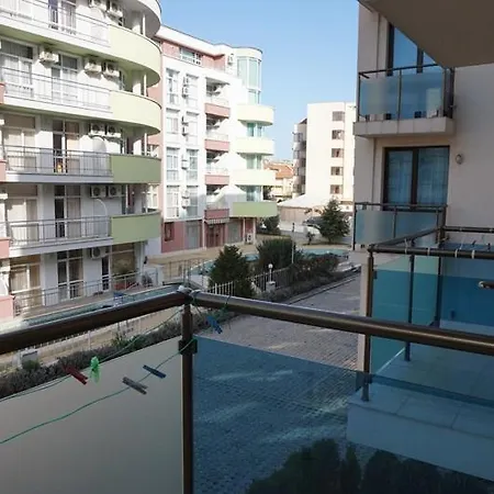 Sun Gate - Julia Sunny Beach