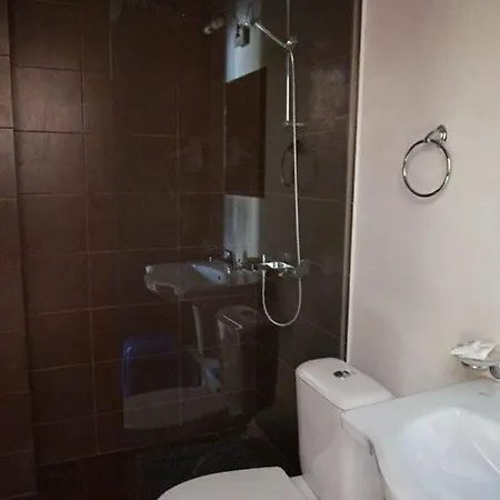 Sun Gate - Julia アパート *